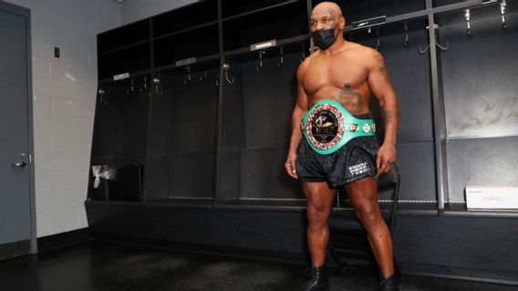 Tyson Masih Lapar Bertarung, Holyfield dan Lewis Bisa Jadi lawan Berikutnya