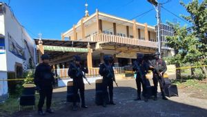 Tim Jibom dan Labfor Masih Olah TKP Ledakan Masjid di Jember
