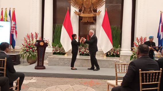 Foreign Minister Retno Receives The Star Of Merit Of The Order Of The State Of Palestine, Foreign Minister Maliki: Commitment For Years