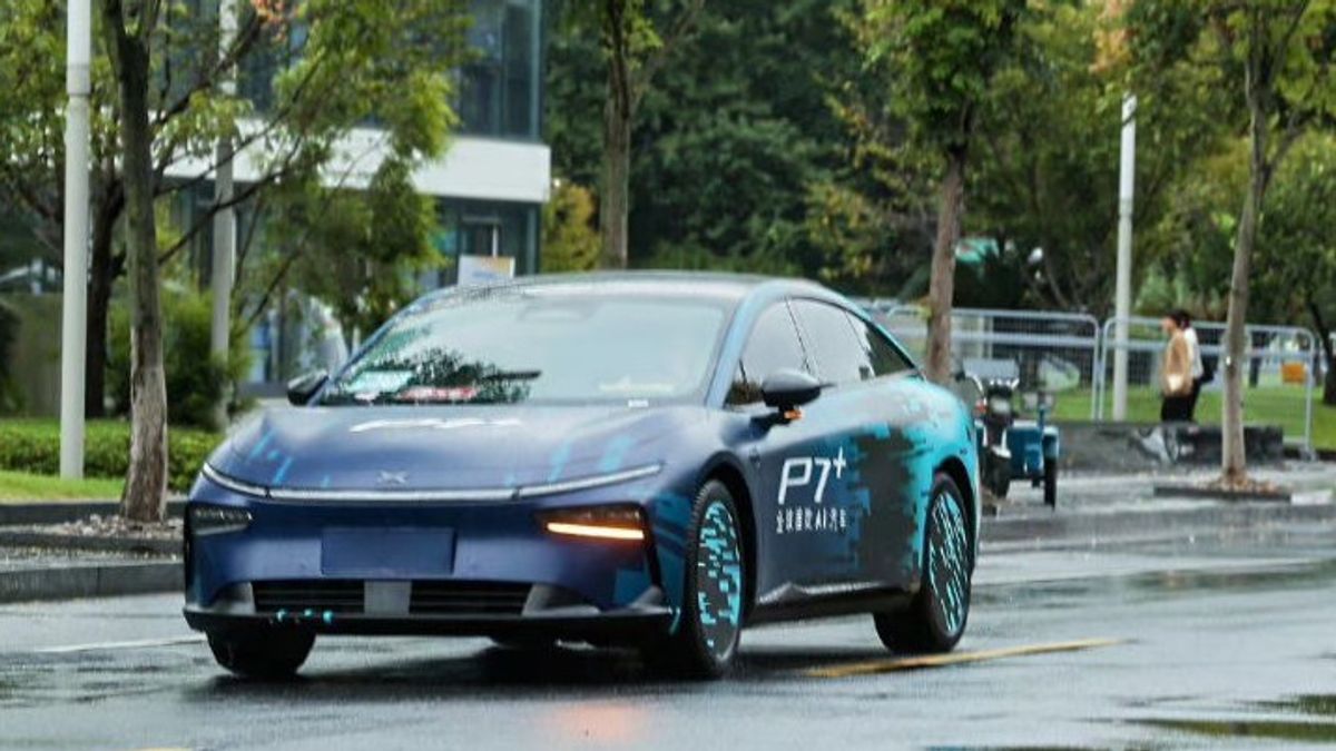 Les Xpeng Pamer P7+, la voiture électrique du futur avec un système de conduite autonome comme le FSD de Tesla