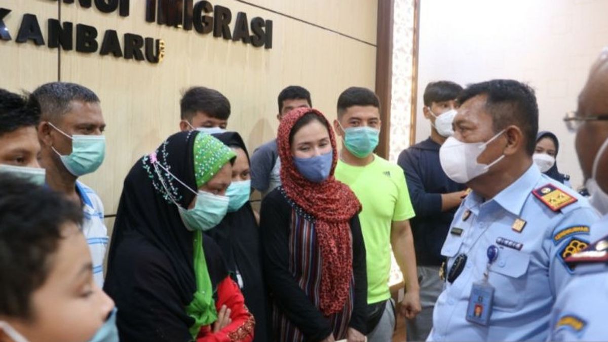 21 Pengungsi Luar Negeri di Pekanbaru Dipindahkan ke Jakarta, Bakal Jalani <i>Resettlement</i> ke Amerika Serikat
