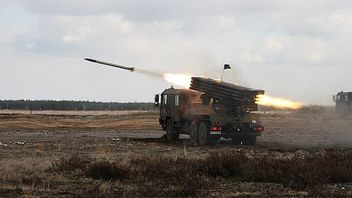 Strengthen Military Capability, Poland Buys WR-40 Langusta Double Rocket Launching Vehicle