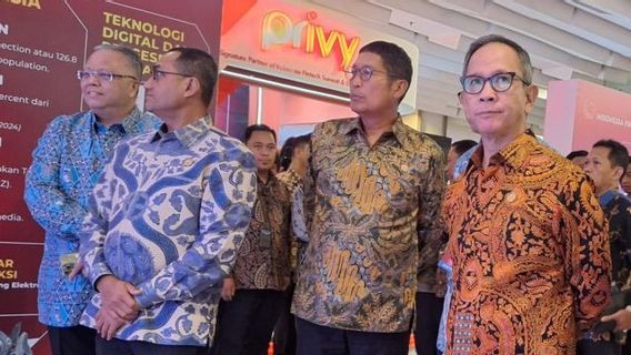 OJK Perkuat Pengawasan dan Pengaturan Industri Fintech