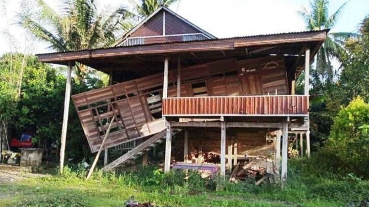10 Rumah di Mamuju Tengah Rusak Akibat Gempa 5,4 Magnitudo