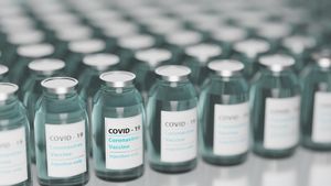 Vaksin COVID-19 Banyak Dijual di <i>Dark Web</i>, Harganya Rp17 Juta per Dosis