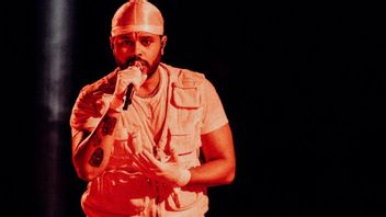 スタジオバレン2プロデューサーベケンでの写真展、The Weekndはニューアルバムのリリースの噂の引き金