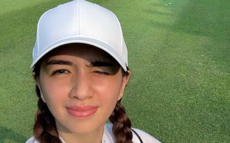 5 Potret Perjuangan Angel Karamoy Main Golf, Tetap Cantik dan Asyik