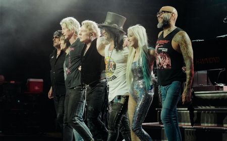 Guns N' Roses Bakal Buat Karya Baru? Duff McKagan Beri Bocoran