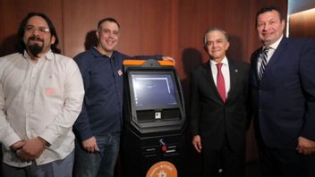 墨西哥政府正式在参议院大楼安装比特币自动取款机，作为财务自由的象征