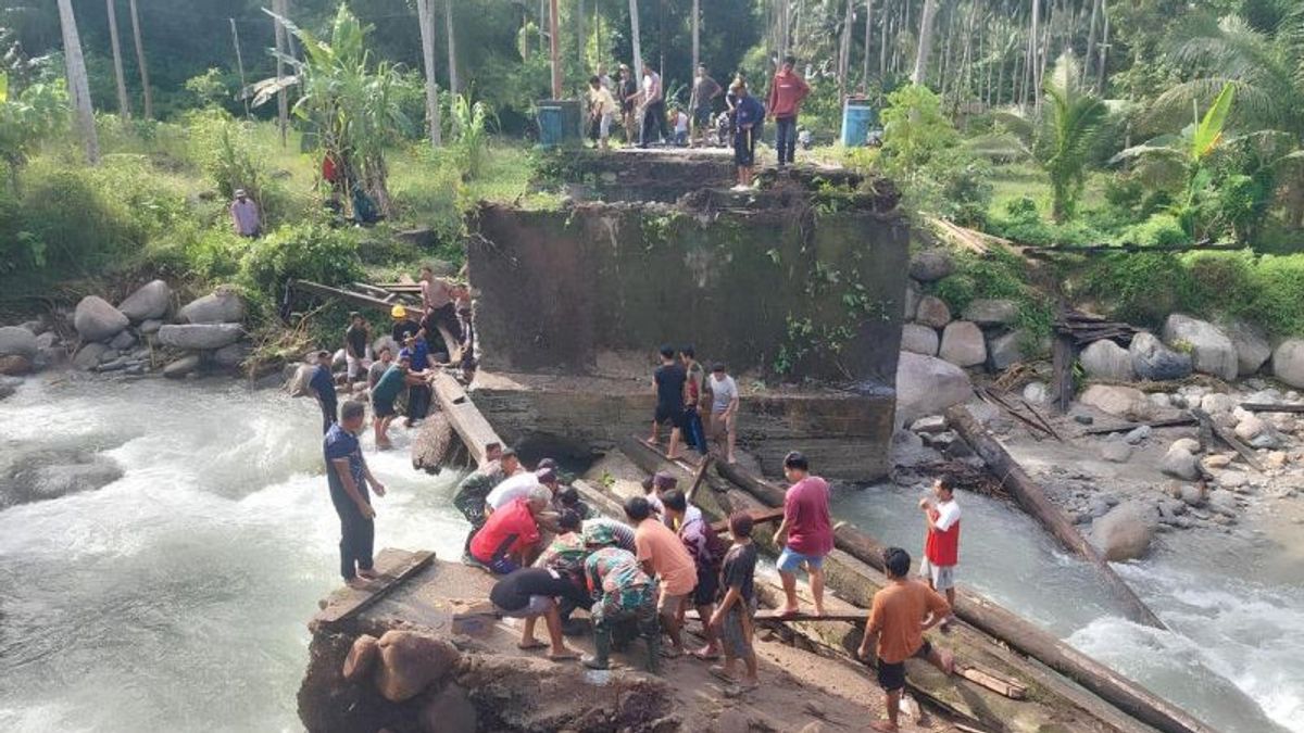 2 Jembatan di Tolitoli Putus Diterjang Banjir, Ratusan Rumah Warga Terendam