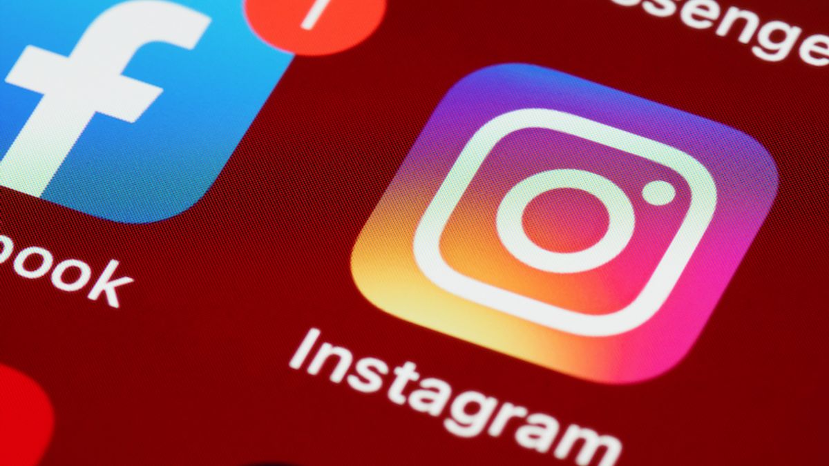 Facebook And Instagram Launch Ad-Free Versions For Users In Europe