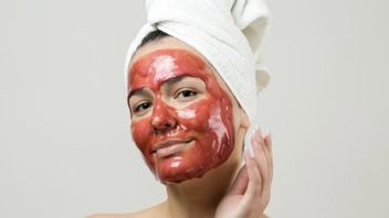  Tren Nyeleneh, Darah Menstruasi Jadi Masker Wajah, Coba Simak Penjelasan Ilmiahnya