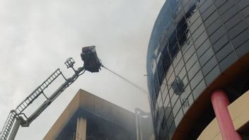 ronyme : Les policiers identifient toujours le corps de l'incendie de Glodok Plaza