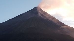 Potensi Bahaya Tinggi, Badan Geologi Larang Warga Berada di Radius 2,5 Kilometer Kawah Gunung Karangetang