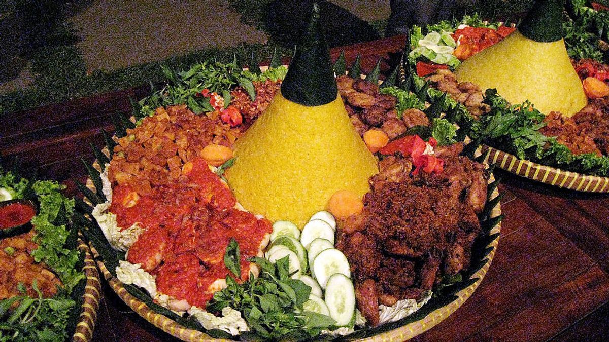 The History Of Tumpeng: It Has Been Around Since The Samawi Religion Has Not Entered The Archipelago