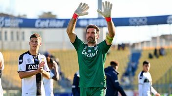 Make A Small Blunder To Make Parma Lose, Gianluigi Buffon Is Asked To Hang Up His Shoes