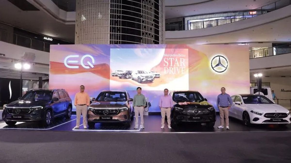 Mercedes-Benz Hadirkan Empat Model Terbaru di Indonesia Dua di Antaranya Mobil Listik