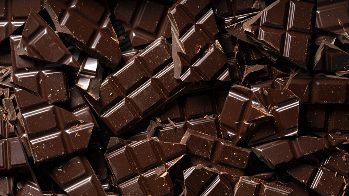 Note! This Is The Reason You Shouldn't Save Chocolate In The Refrigerator