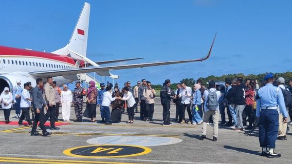 President Jokowi And A Row Of Influencers Arrive In East Kalimantan, Ready To Joint Action At IKN