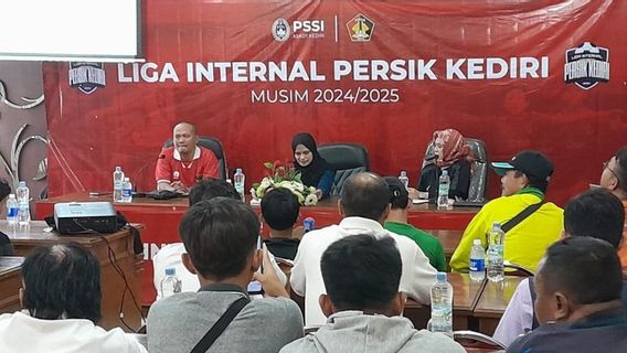 ابحث عن بذور كرة القدم الشابة و PSSI و Peach Kediri لقب مسابقة للمراهقين