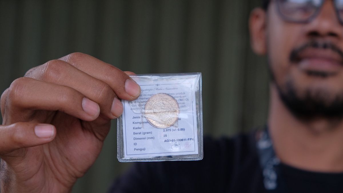 We Went To The Muamalah Market And Understood That Dirham Transactions May Be Criminal In The Eyes Of The Police, But Not Necessarily Criminal For The Community