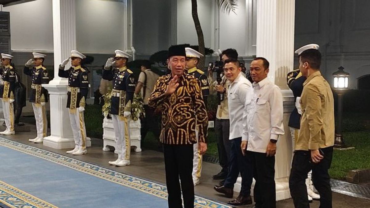 SBY、JokowiからJusuf Kallaまで、IstanaはPrabowooの招待状を満たします
