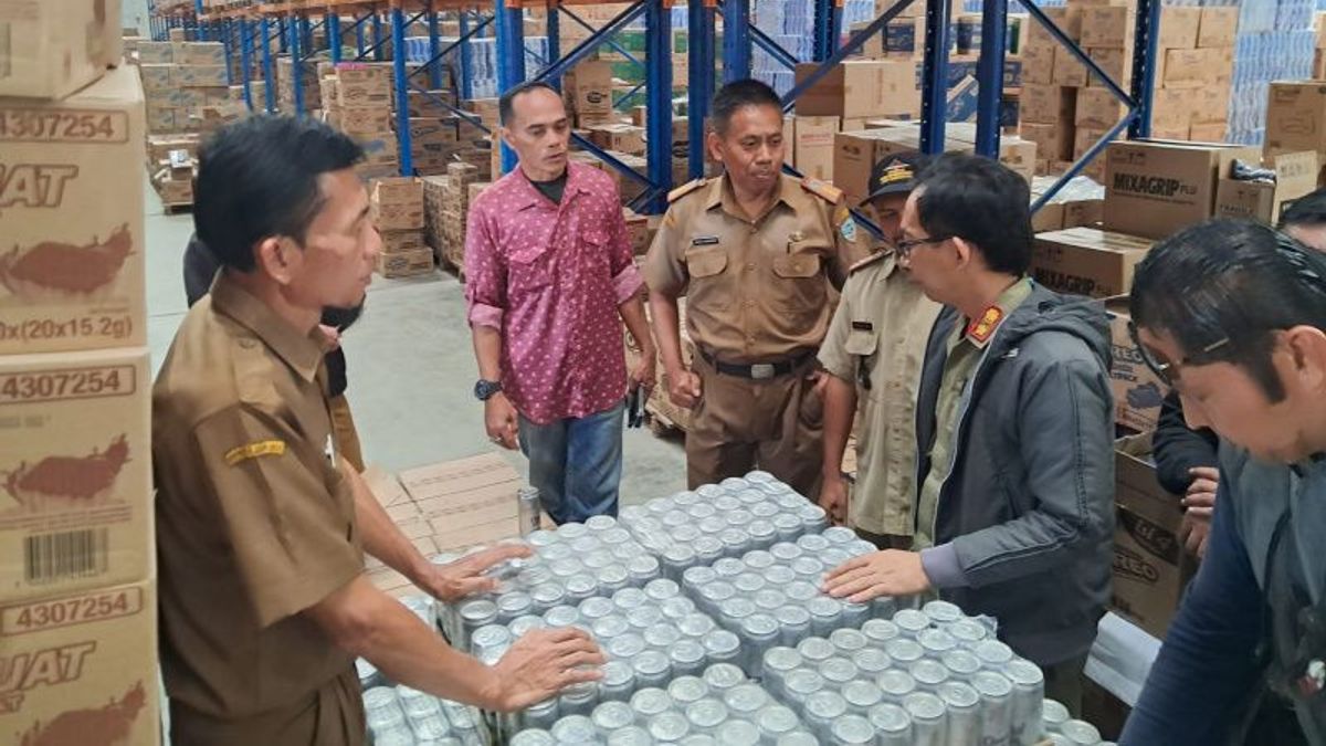 Jelang Iduladha, 9.432 Botol Miras Disita Satpol PP Tasikmalaya