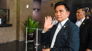 Menko Yusril: Tindak Lanjut Seluruh Tuntutan 17+8 Perlu Waktu