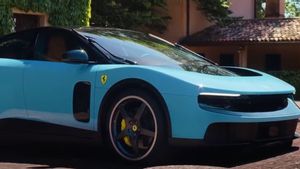 フェラーリが初の電気自動車を発売、長年のファンが怒る
