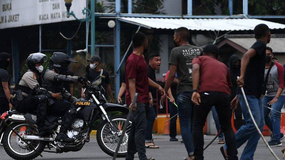 Korbannya Terpanah Tapi Bentrokan Warga Bombai Dan Elat Selesai Secara Adat, DPRD Maluku Desak Polisi Terusatan Pidana