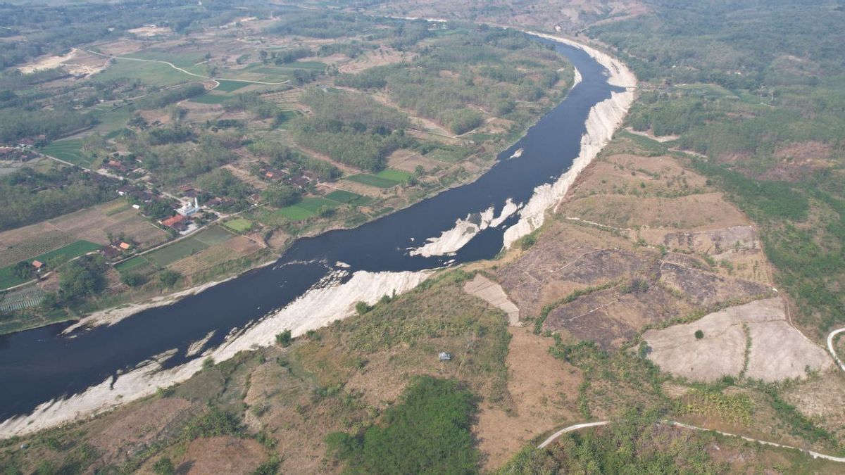 卡兰农科运动大坝被称为特别项目,直接许可佐科威