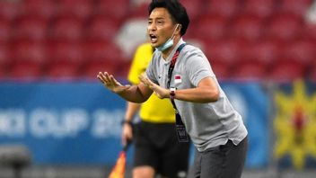 シンガポールが2020年AFFカップ準決勝でインドネシアに敗れてから3日後、吉田豊が辞任