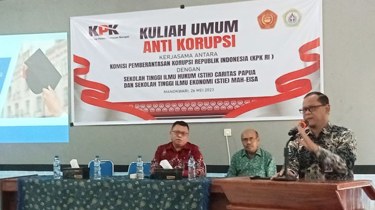 KPK Beri Kuliah Umum di Papua Barat, Bicara 9 Nilai Antikorupsi hingga Sumbangan Tanpa Surat Resmi