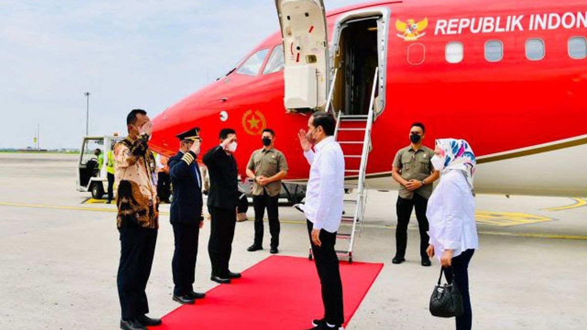 As Inspector Of Ceremonies At Ende East Nusa Tenggara, Jokowi Invites Young People To Implement Pancasila