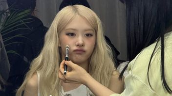 Tren Makeup 2025, Blush On Oranye ala Rose BLACKPINK hingga Bella Hadid