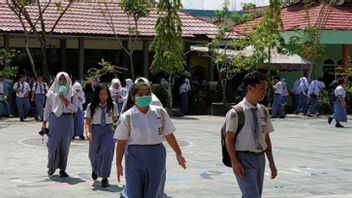 Lack Of 1,261 SMA-SMK Teachers, West Papua Tambal Using PPPK Status Lecturers