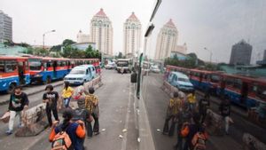 Buruh Asal Sukabumi Tiba-tiba Jatuh di Terminal Senen dan Meninggal Dunia