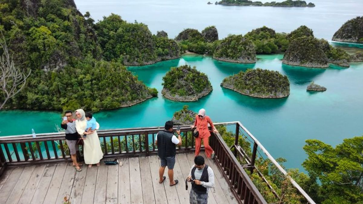 Raja Ampat Minta Pemerintah Bangun Infrastruktur Pariwisata Terutama Air Bersih