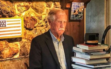 Ini Cara Mudah Menangkal Peretasan ala Senator Angus King: Matikan! Hidupkan Lagi!