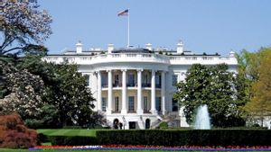 Dinilai Sengaja dan Ditahan Secret Service, Sopir Penabrak Pembatas Keamanan Dekat Gedung Putih Didakwa Mengancam Presiden