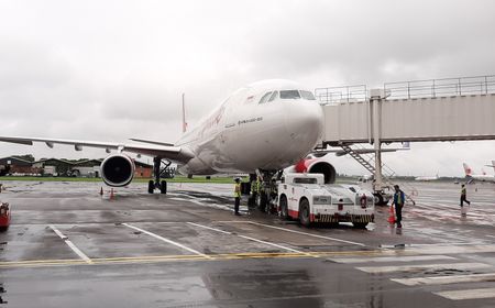 Airbus A330-300 Terbangkan 42 Anggota Tim Evakuasi WNI ke Wuhan