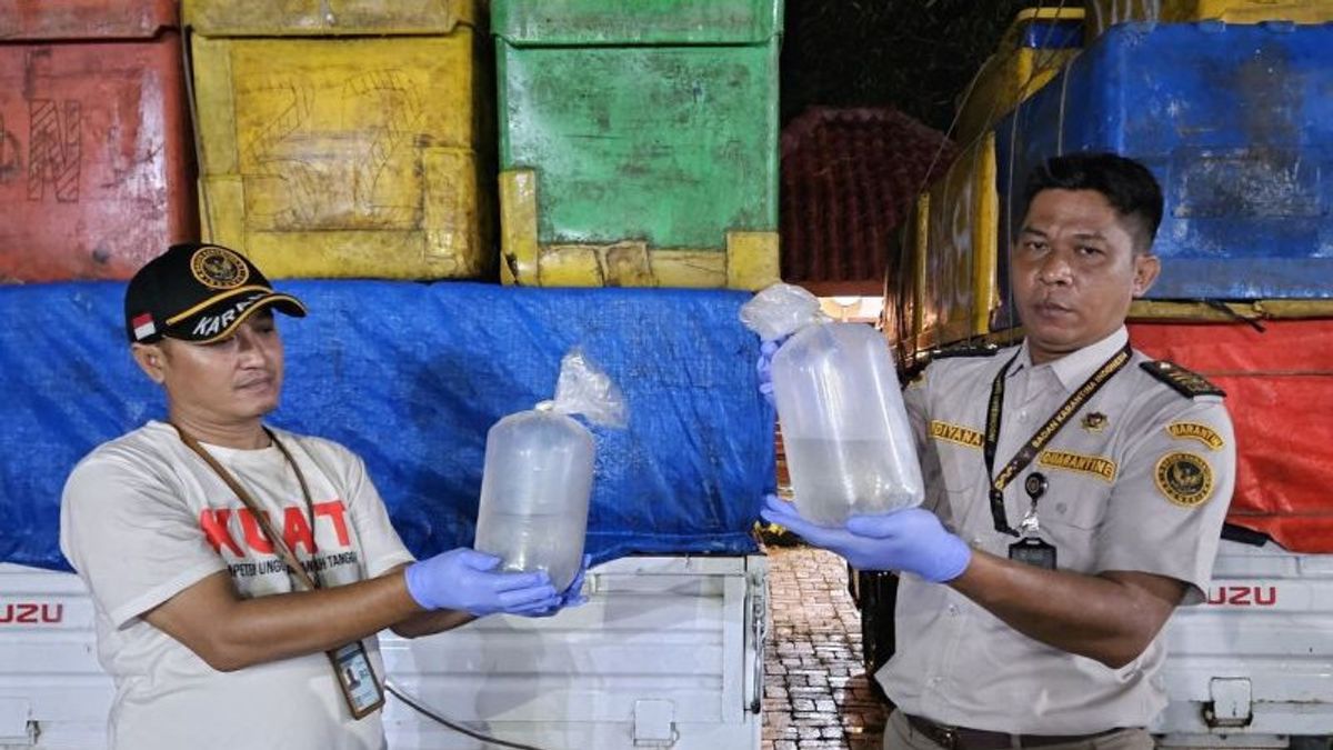 ung sans document, 2 voitures transportant 1,6 million de airs d’origine ont été sécurisées
