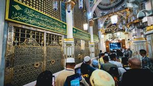 Salam dan Doa di Makam Rasulullah Serta Adab yang Wajib Diketahui saat Berziarah
