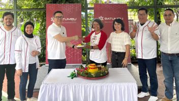 Batumbu Rayakan Hari Jadi ke-7 dengan Berdonasi Buku Bacaan dan Perangkat Elektronik