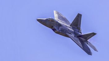 斯里兰卡议会掌声，总统欢呼拒绝美国两架战机降落