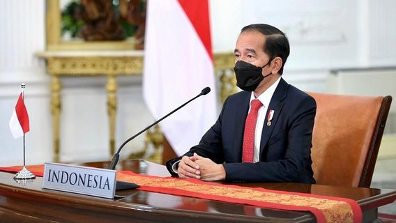 Indef Dit Que L’objectif D’investissement De L’Indonésie Lancé Par Jokowi à Bahlil Devrait être Rp950 Billion, Quelle Est La Raison?