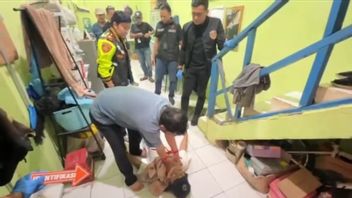 Beredar Video Ayah Tiri Alvaro Gelar Pra-Rekonstruksi Sebelum Ditemukan Tewas Gantung Diri di Polres Jaksel
