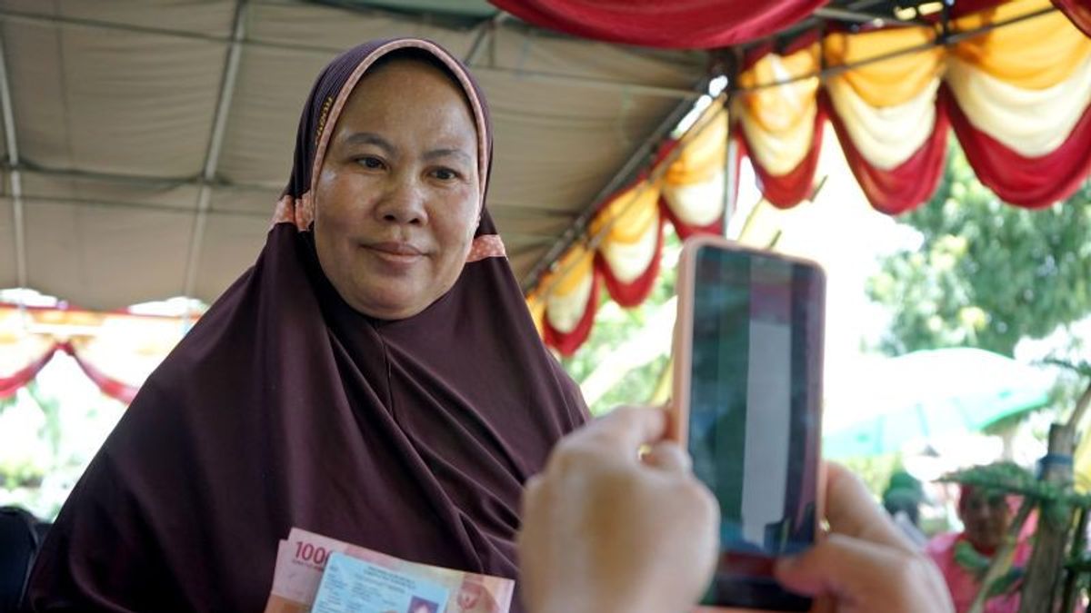 Warga Kabupaten Gorontalo Mulai Menerima BLT BBM, Ini 3 Cara Penyalurannya