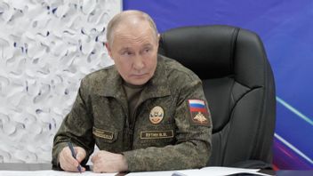 Le président Poutine annonce un cessez-le-feu avec l'Ukraine pendant Pâques orthodoxe