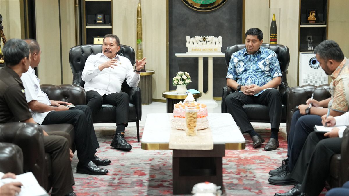 Jaksa Agung Bertemu Menteri Maruarar Sirait, Bahas Program 5 Juta Rumah dan Tanah Negara